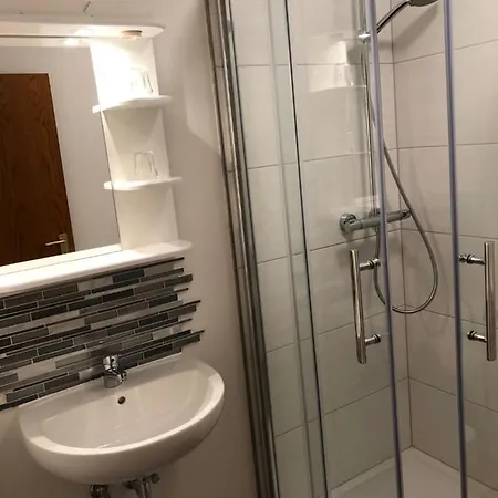 Zum Kreidesee, Kein Urlaubshotel ! Hotel